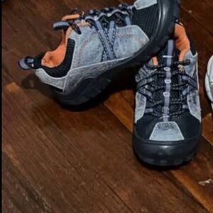 Blue Sneakers size 8